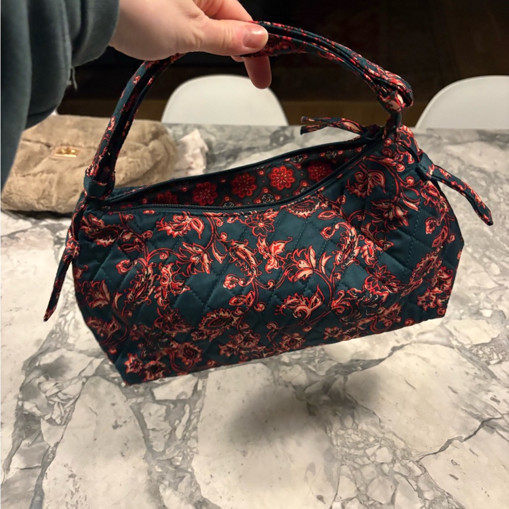 NWOT Vera Bradley bag shoulder bag extending strap